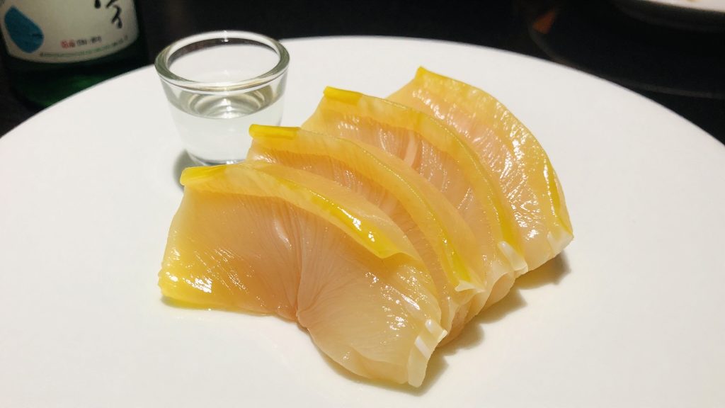 Soja com peixe cru ou soja de milho preto: qual o melhor combate?