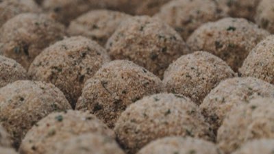 Arancini : Le snack italien né du gaspillage agricole en 2010
