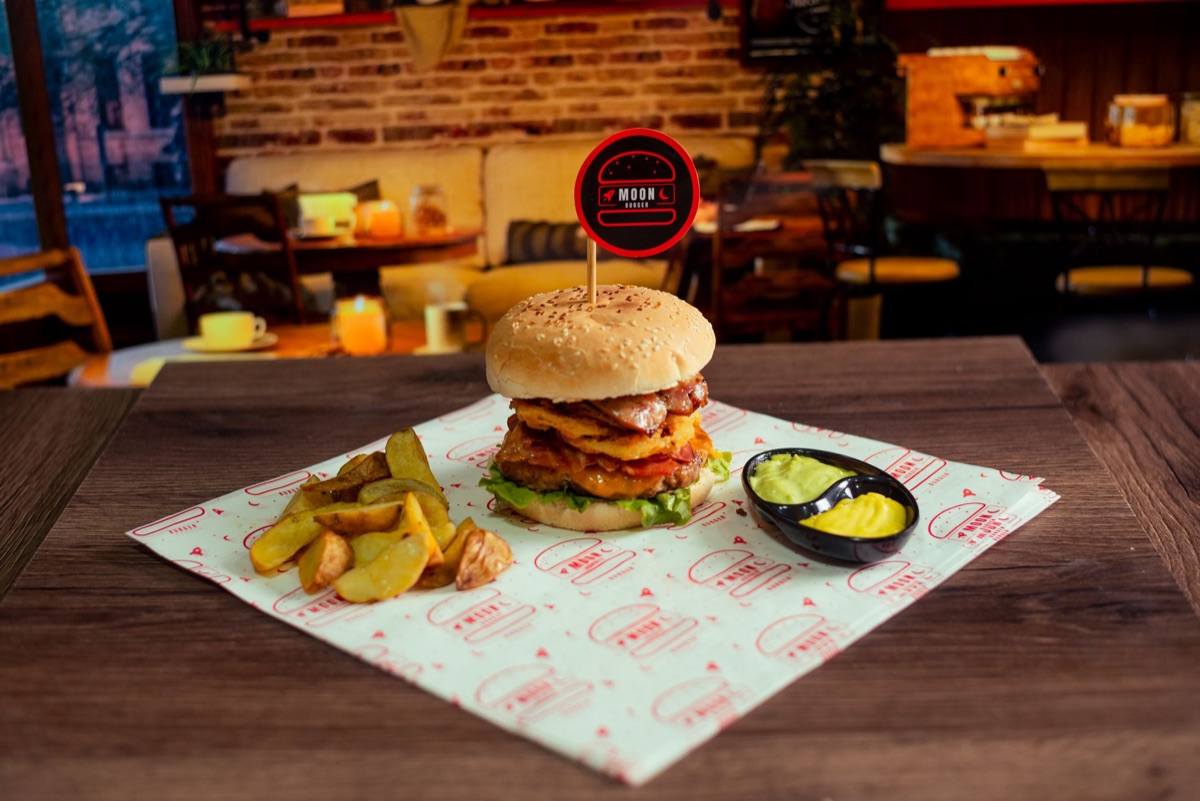 american burger restaurant interior