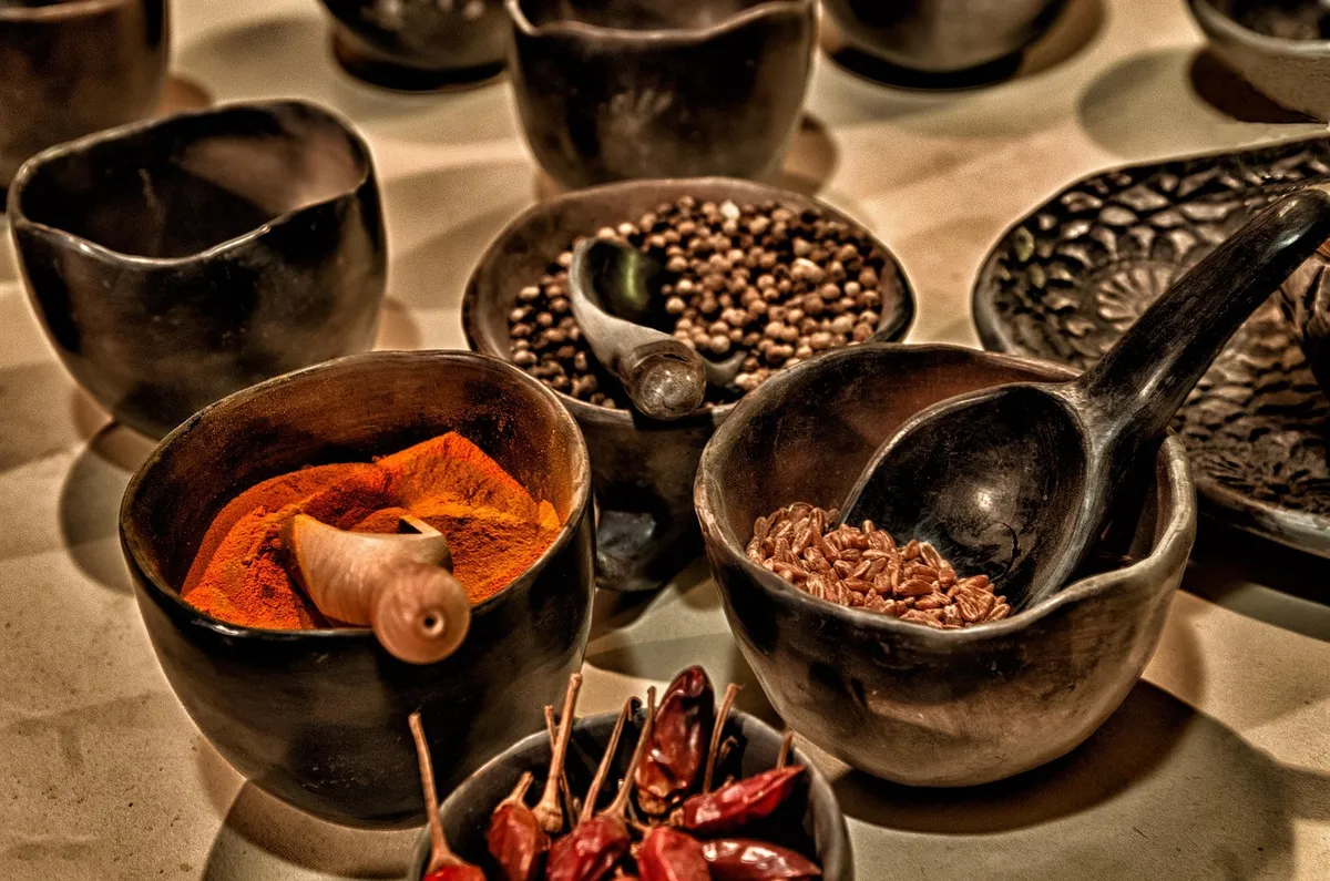 spices, chilies, paprika, powder, chili powder, pepper, grain, dried, ingredients, cayenne, food, hot, mexican, spicy, cuisine, seasonings, pottery, bowls, cups