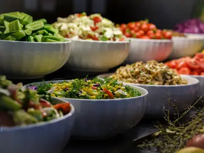 Insalata: i consigli sui condimenti con 662kj di energia
